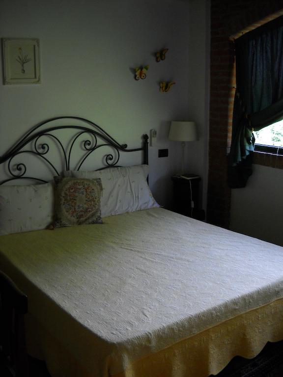 Вілла Agriturismo Maiocchi Borgarello Номер фото