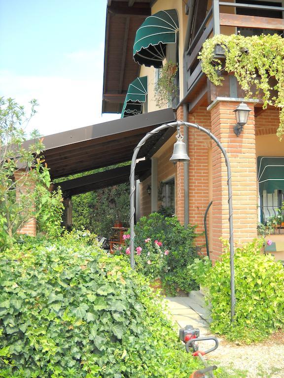 Вілла Agriturismo Maiocchi Borgarello Екстер'єр фото