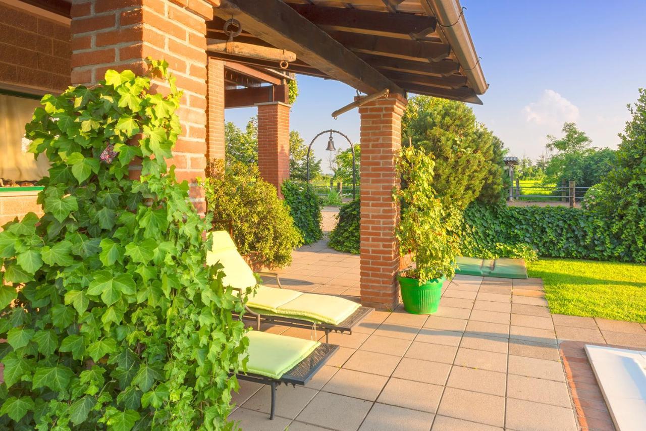 Вілла Agriturismo Maiocchi Borgarello Екстер'єр фото